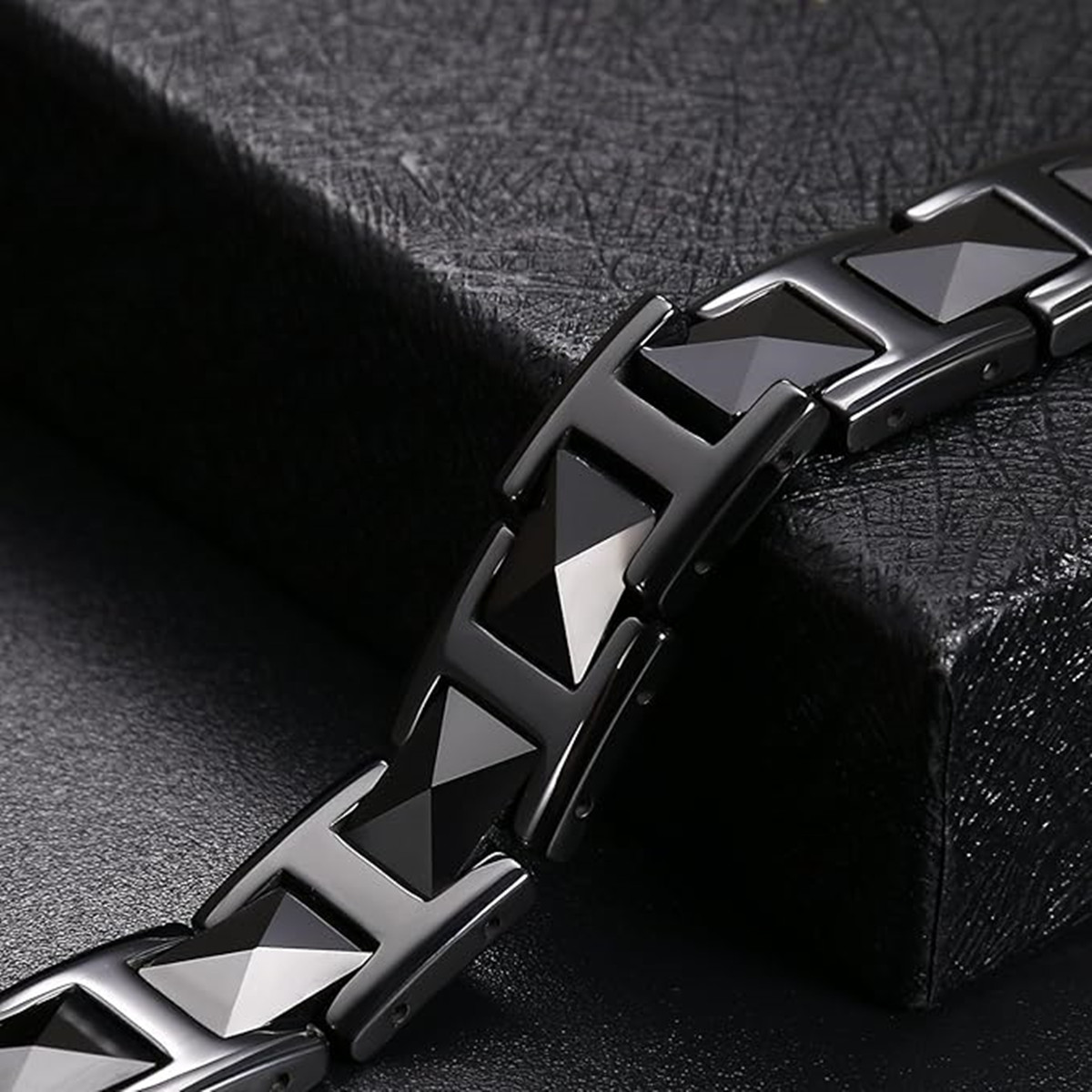 Pyramid Black Ceramic Couple E - Meditation Headband Eeg のレビューと価格
